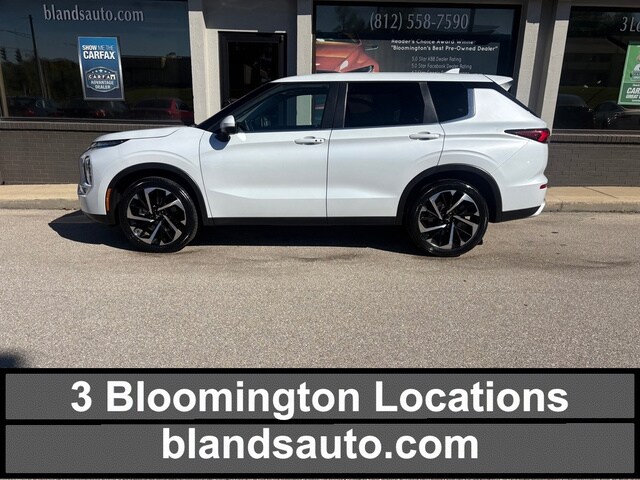 White Diamond 2024 Mitsubishi Outlander SUV / Crossover Front-Wheel Drive Continuously Variable Transmission