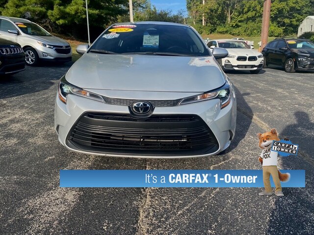 2024 Toyota Corolla LE photo 3