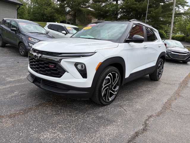 2024 Chevrolet TrailBlazer RS - Photo 2