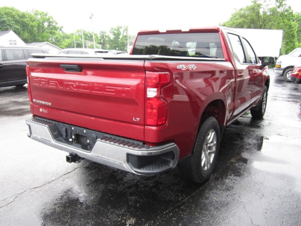 Used 2020 Chevrolet Silverado 1500 LT Truck Crew Cab