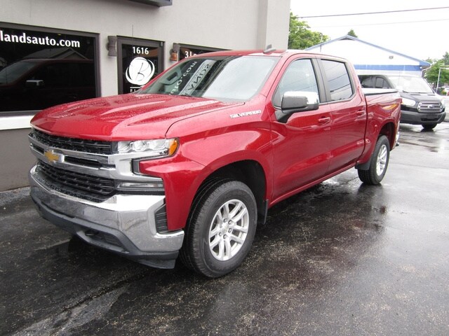 2020 Chevrolet Silverado 1500 LT photo 2
