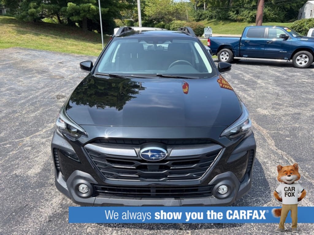 Used 2023 Subaru Outback Premium SUV