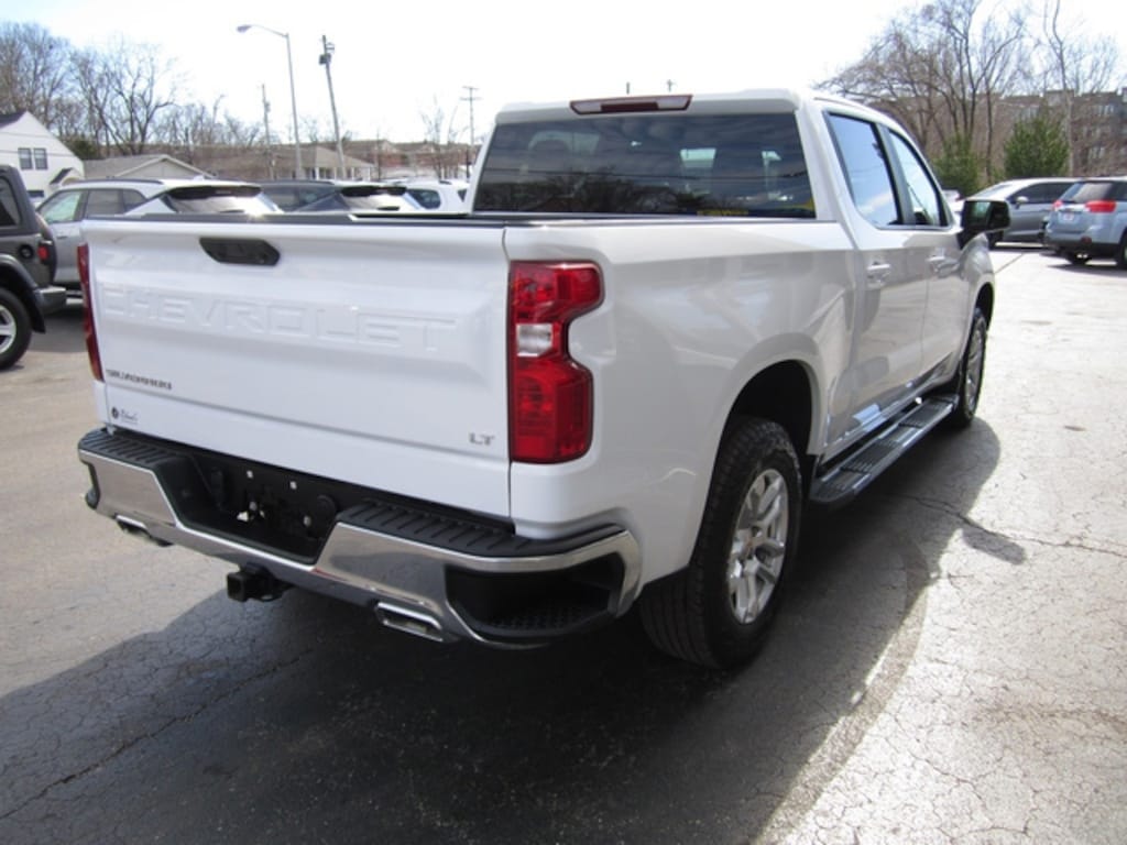 Used 2025 Chevrolet Silverado 1500 5.3 V-8 Z-71 Truck Crew Cab