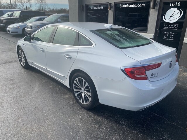 2017 Buick LaCrosse Preferred photo 3
