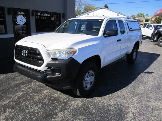 Used 2016 Toyota Tacoma SR Truck Access Cab
