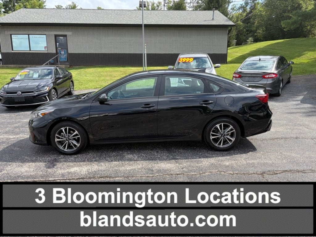 Used 2024 Kia Forte LXS Sedan