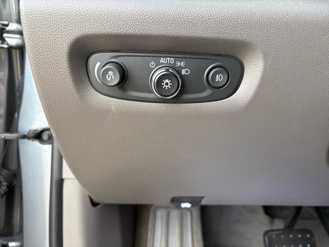 2019 Chevrolet Traverse Premier - Photo 27