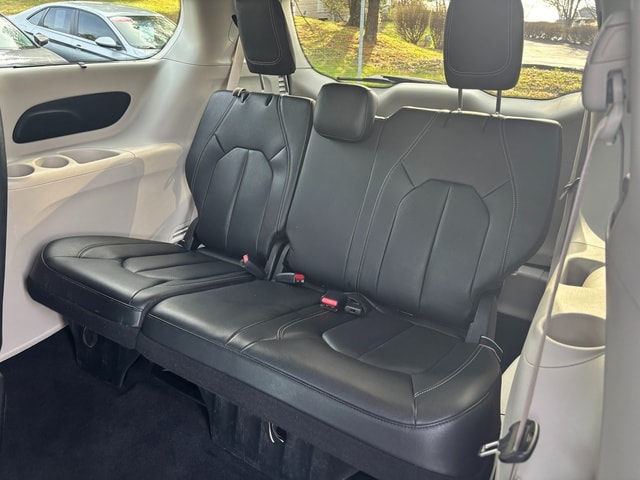 2022 Chrysler Pacifica Touring L - Photo 31