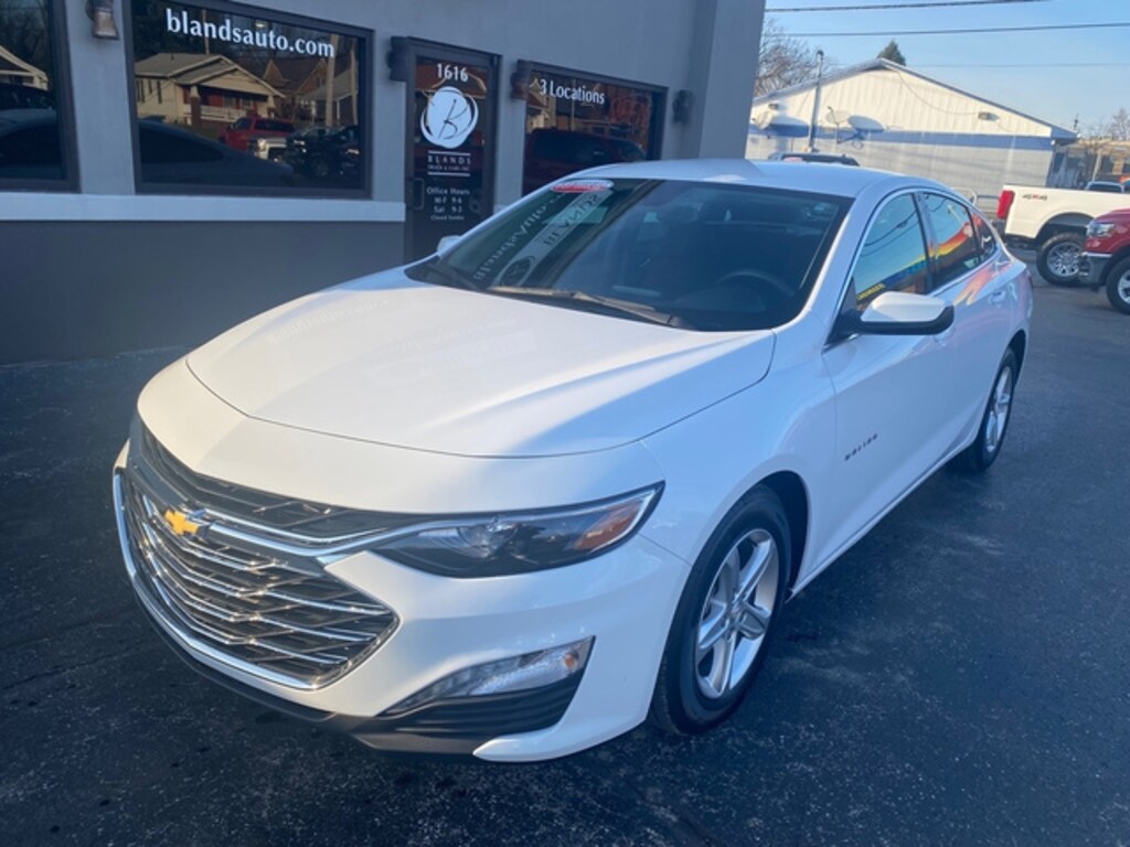 Used 2024 Chevrolet Malibu 1LT Sedan