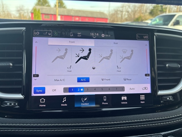 2022 Chrysler Pacifica Touring L - Photo 20
