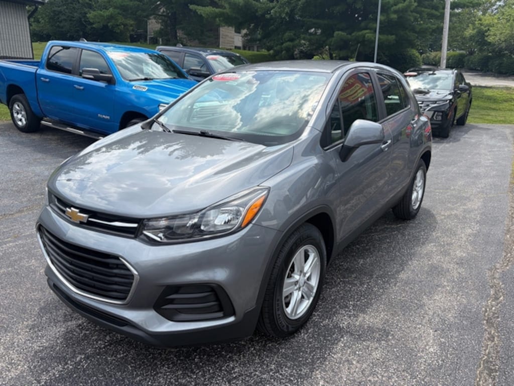 Used 2020 Chevrolet Trax 31 Miles Per Gallon SUV