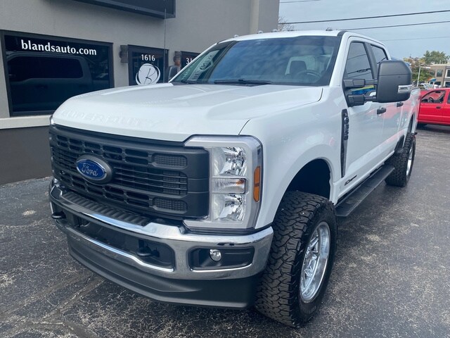 2024 Ford F-350 XL photo 2