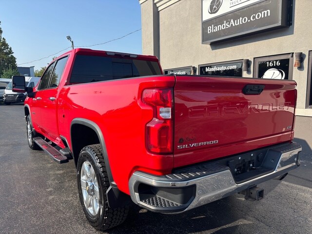 2021 Chevrolet Silverado 2500HD LTZ photo 2