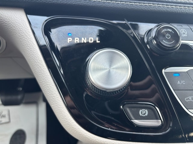 2022 Chrysler Pacifica Touring L - Photo 29