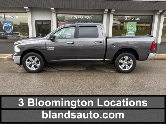 2016 RAM 1500 Big Horn 4x4 Crew Cab 5'7's photo