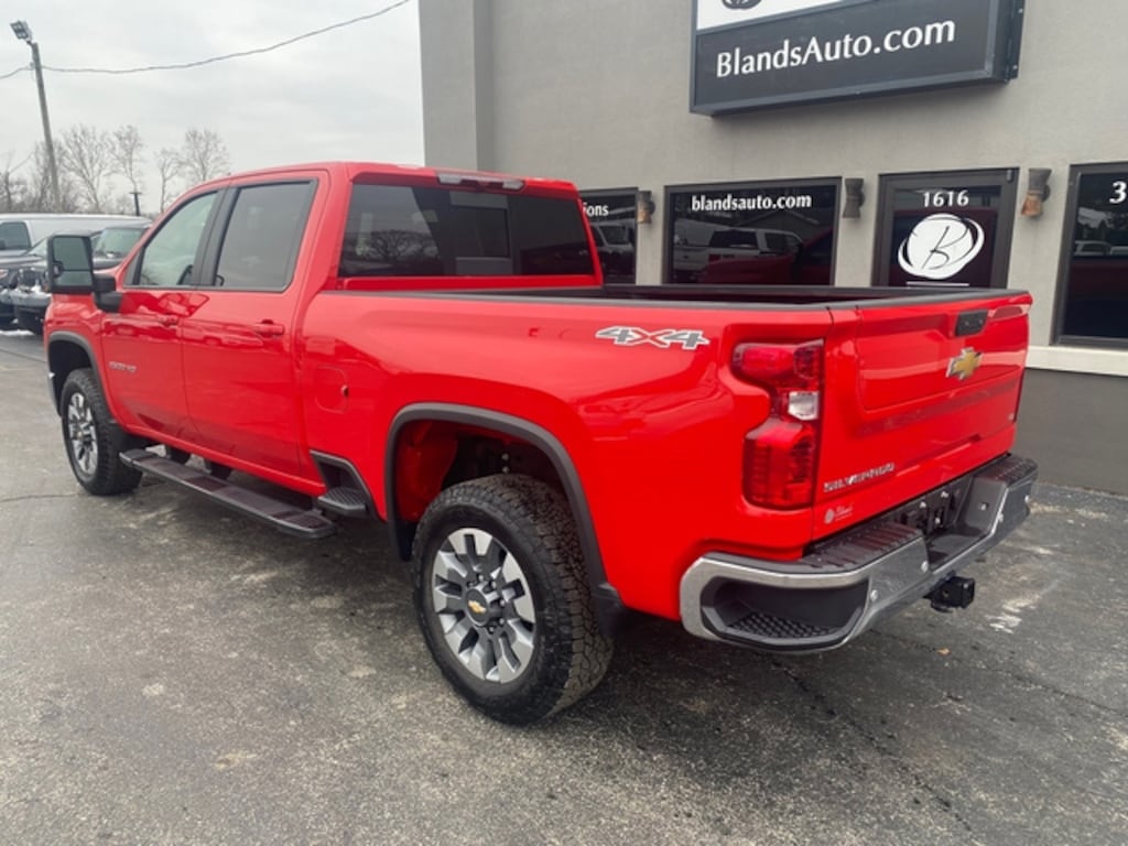 Used 2025 Chevrolet Silverado 2500 HD LT Truck Crew Cab