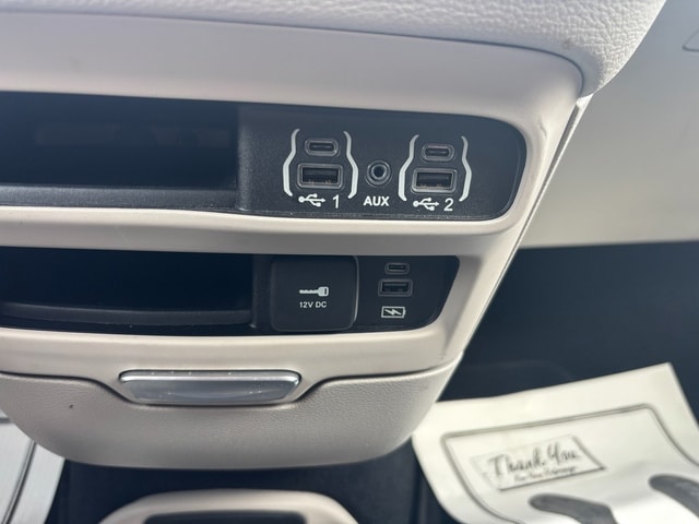 2022 Chrysler Pacifica Touring L - Photo 34