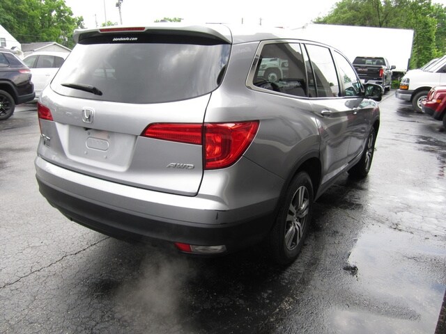 2017 Honda Pilot EX-L photo 4