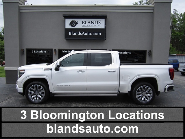 2022 GMC Sierra 4WD Crew Cab Short Box Denali's photo