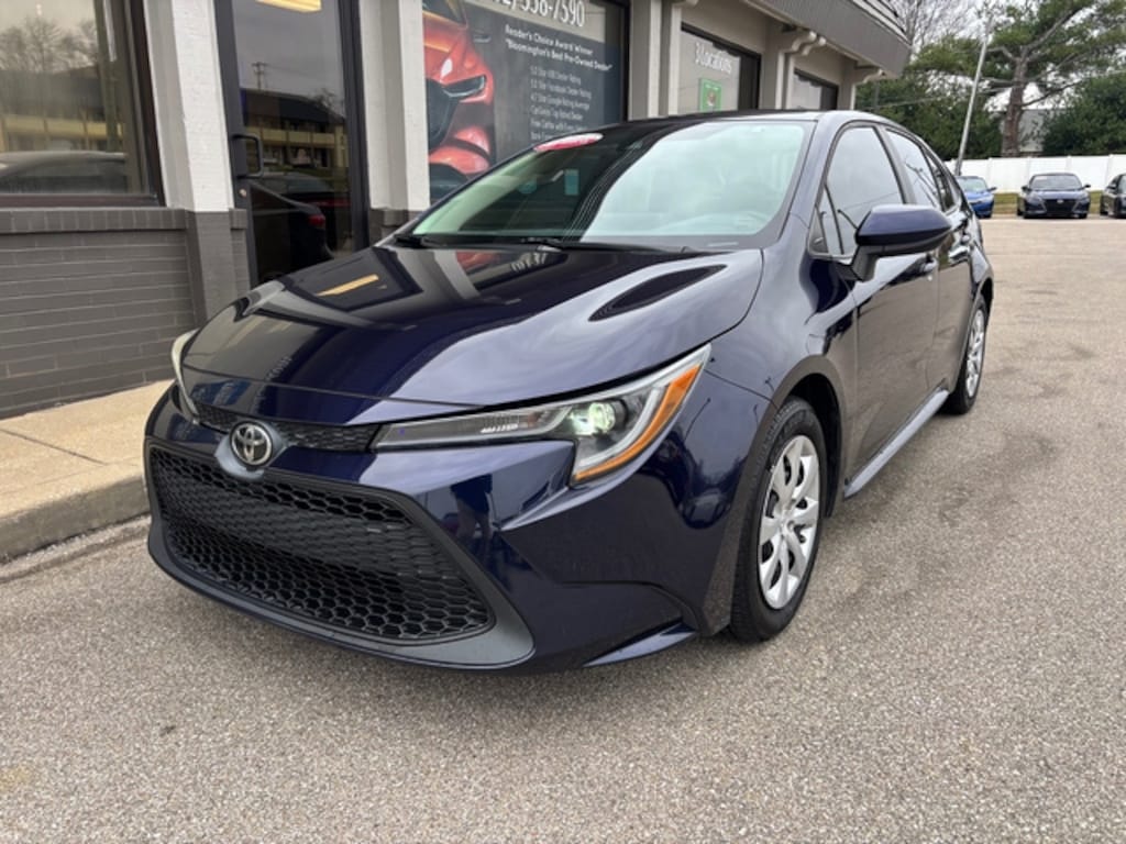 Used 2022 Toyota Corolla LE Sedan