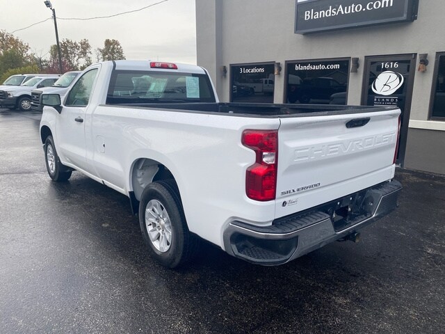 2024 Chevrolet Silverado 1500 Work Truck photo 3