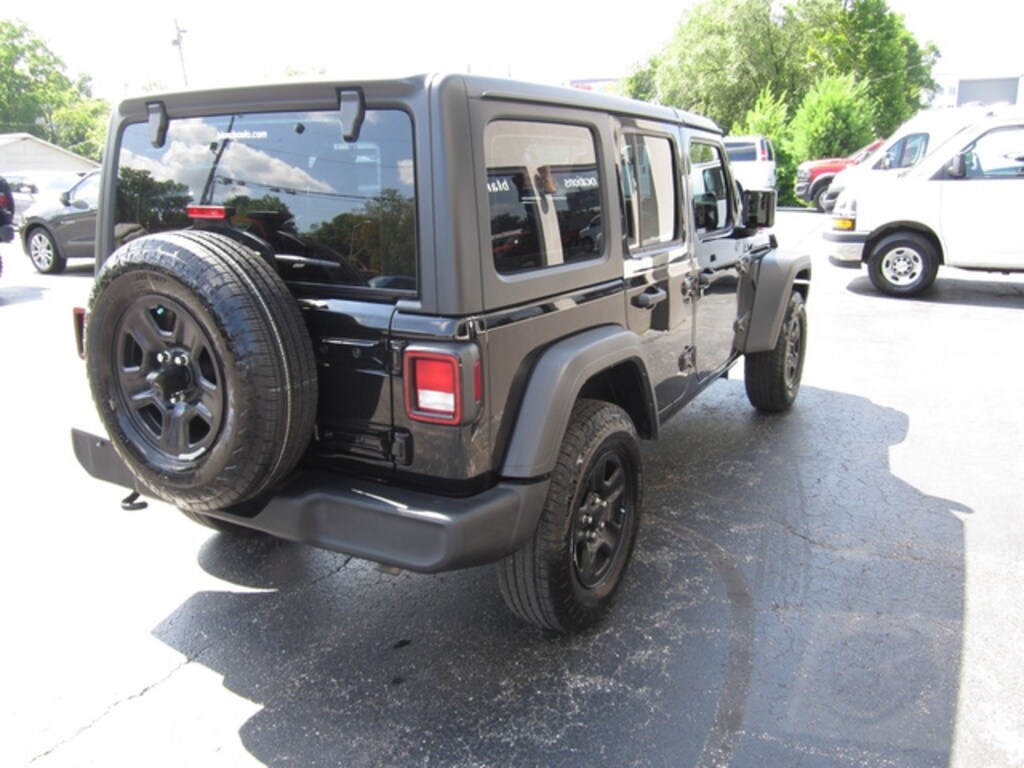Used 2024 Jeep Wrangler Sport SUV