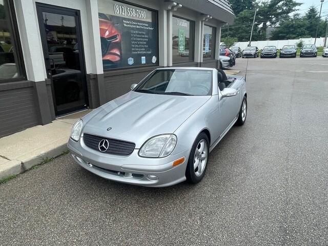 2001 Mercedes Benz SLK photo 2