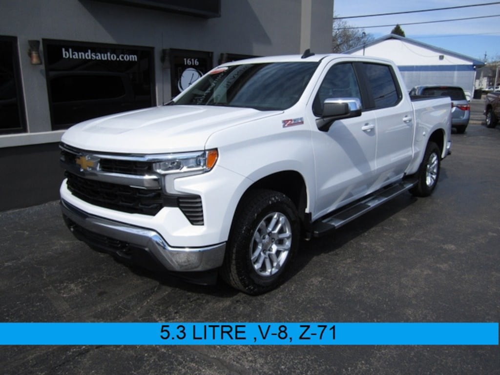 Used 2025 Chevrolet Silverado 1500 5.3 V-8 Z-71 Truck Crew Cab