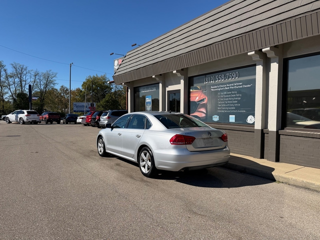 Used 2015 Volkswagen Passat 1.8T SE Sedan