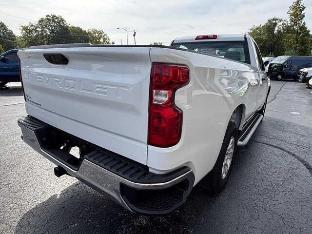 2024 Chevrolet Silverado 1500 Work Truck photo 3