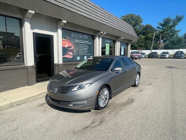 2016 Lincoln MKZ photo 2