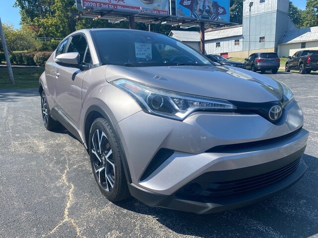 2018 Toyota C-HR XLE Premium photo 4