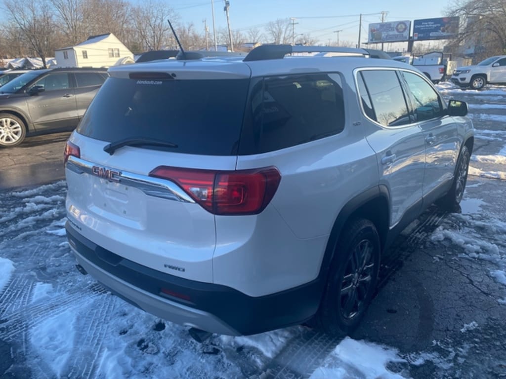Used 2019 GMC Acadia SLT-1 SUV