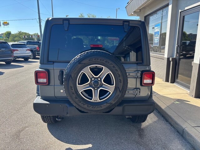 2018 Jeep Wrangler Sport photo 3