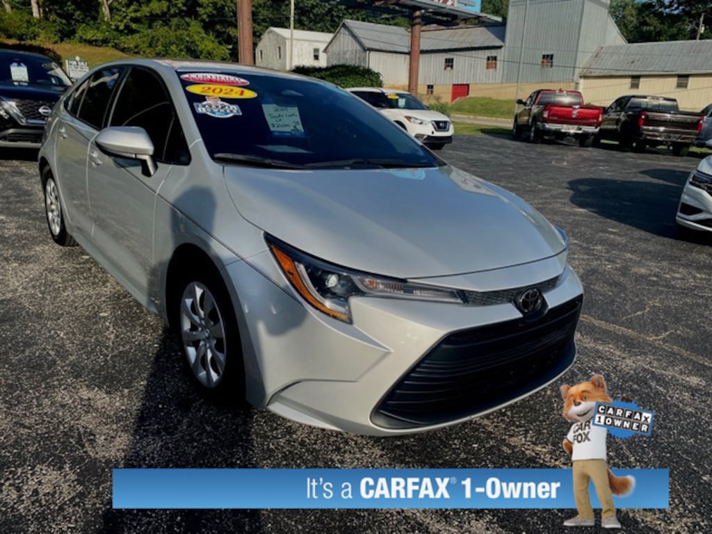 Used 2024 Toyota Corolla LE Sedan