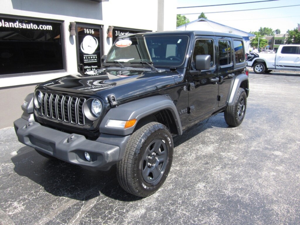 Used 2024 Jeep Wrangler Sport SUV
