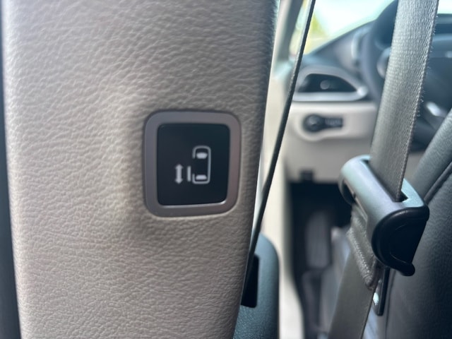 2022 Chrysler Pacifica Touring L - Photo 33
