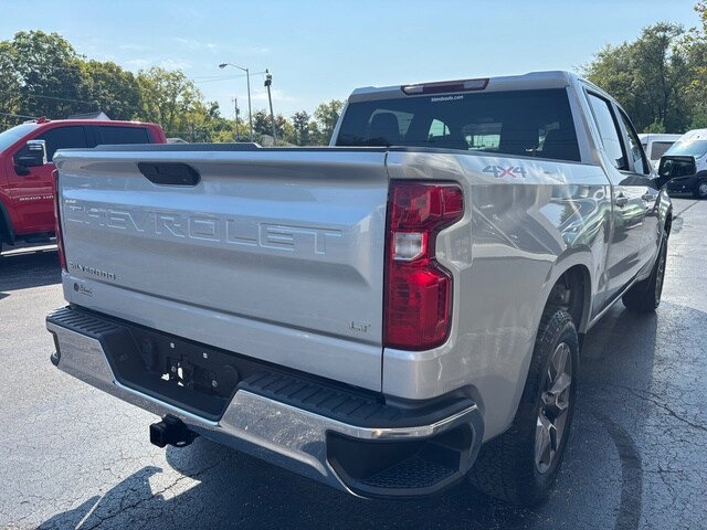 2022 Chevrolet Silverado 1500 LT photo 4