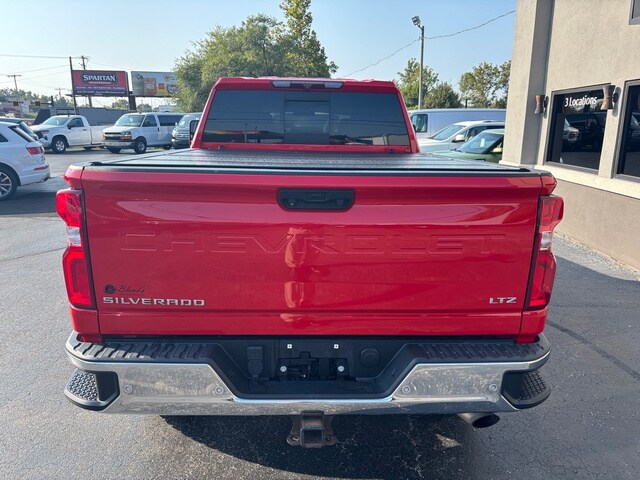 2021 Chevrolet Silverado 2500HD LTZ photo 3