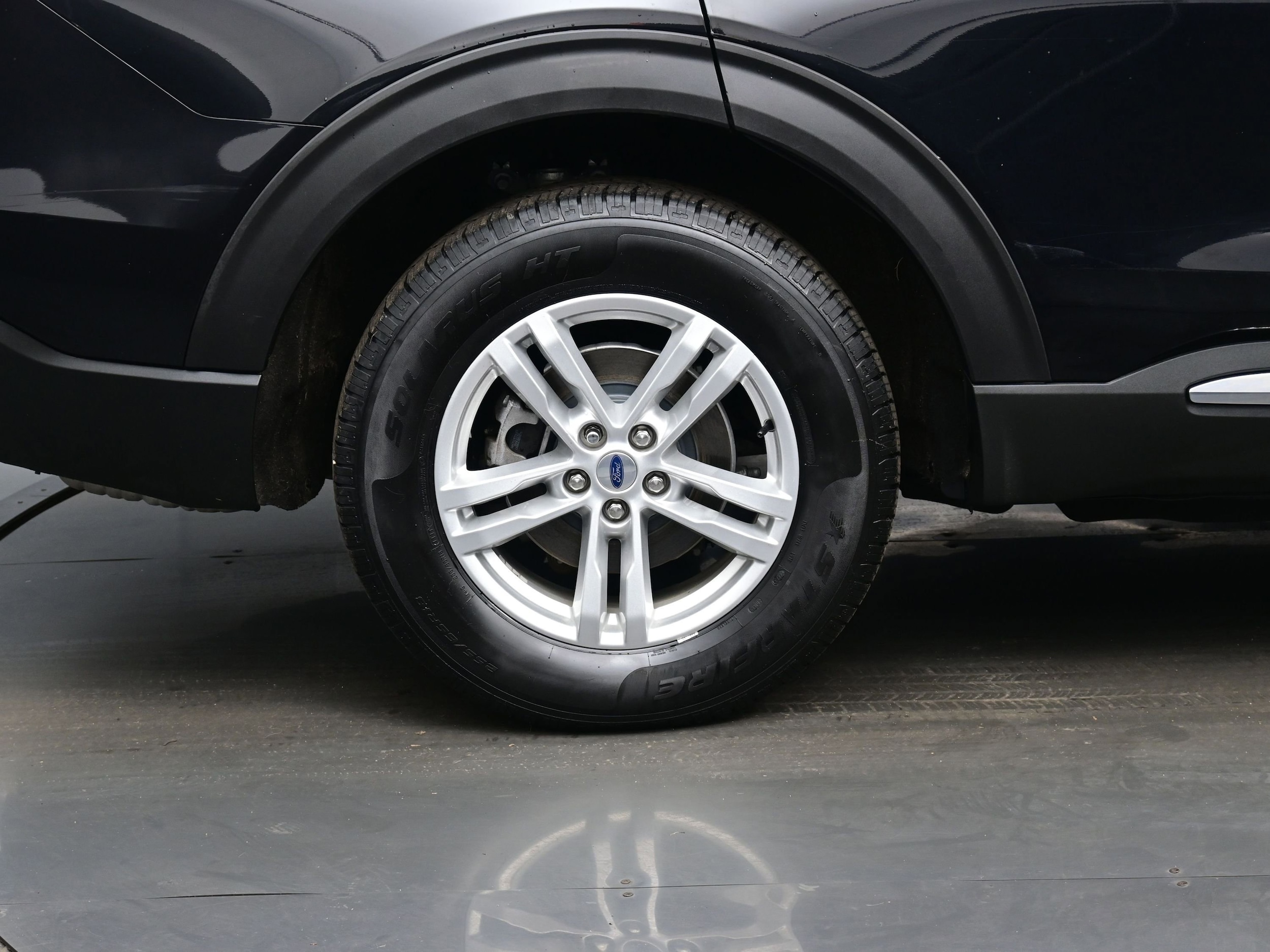 2021 Ford Explorer XLT - Photo 9