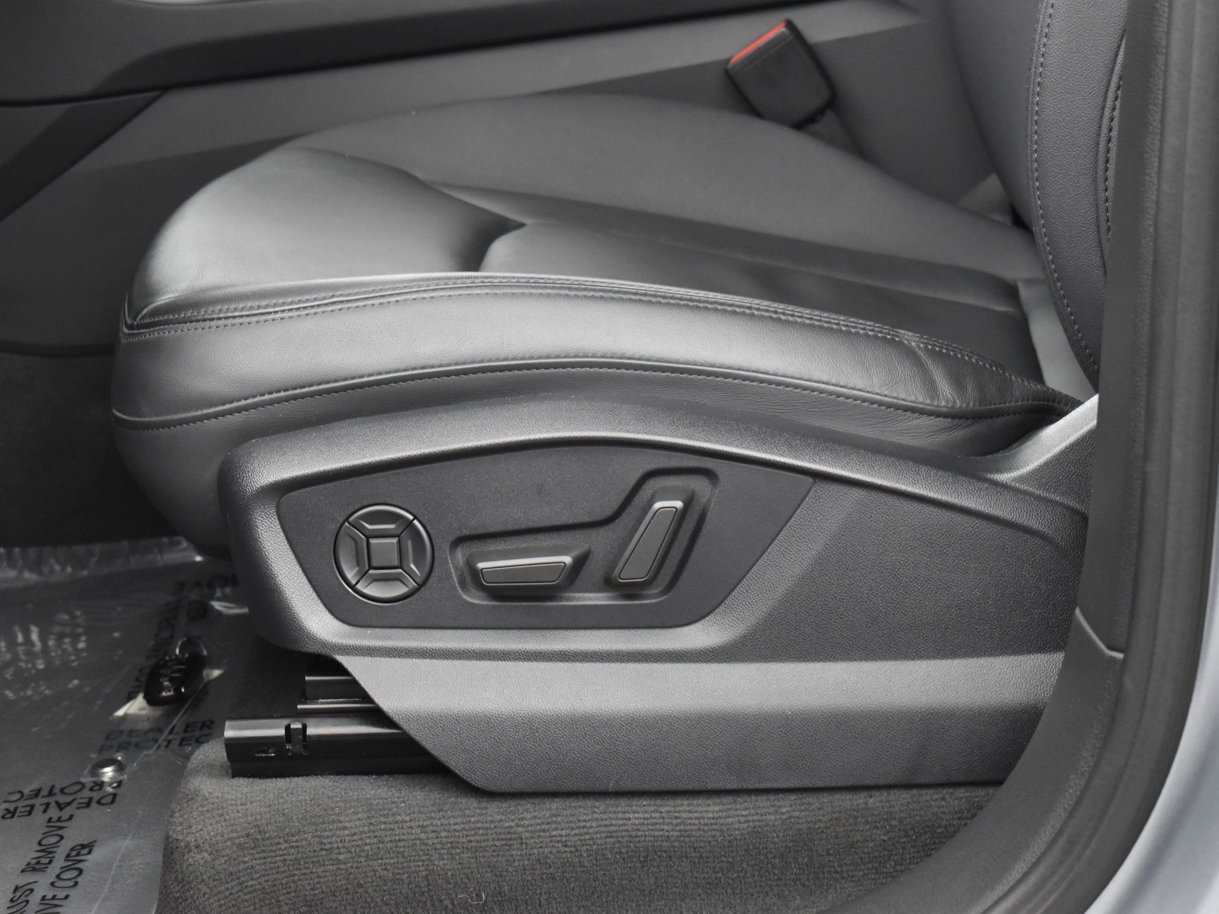 2022 Audi Q7 Premium Plus - Photo 13