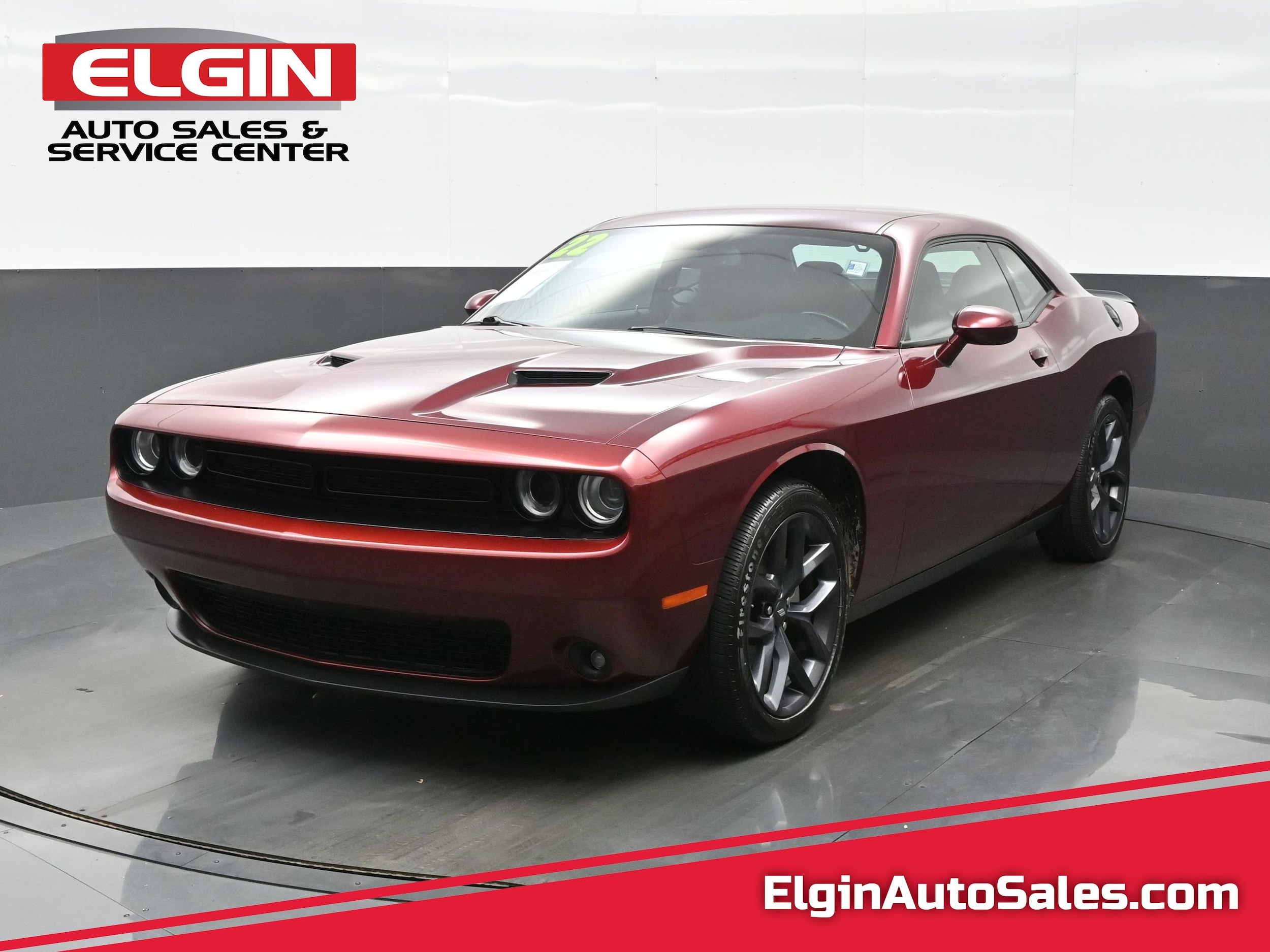 2022 Dodge Challenger SXT's photo
