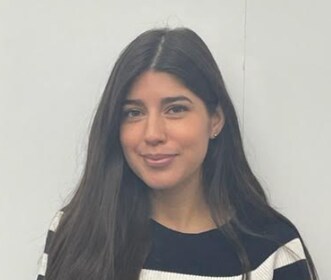 Staff member Carmen R from ID_59fdde4a76aa