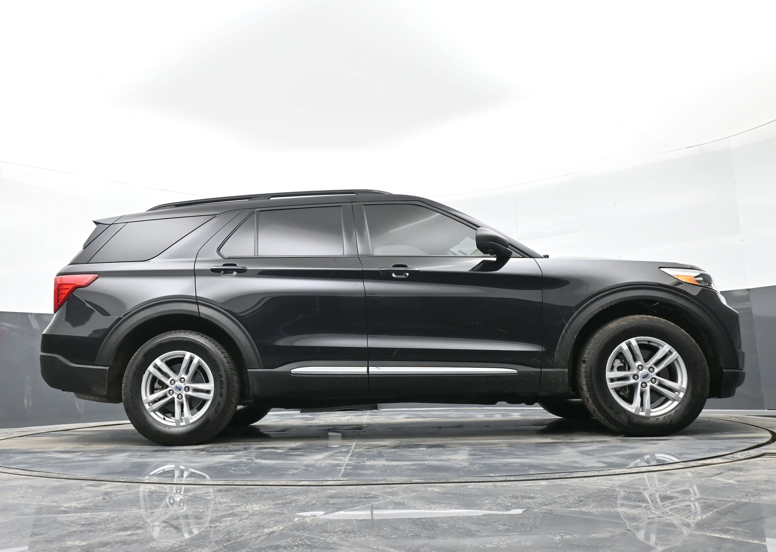2021 Ford Explorer XLT - Photo 34