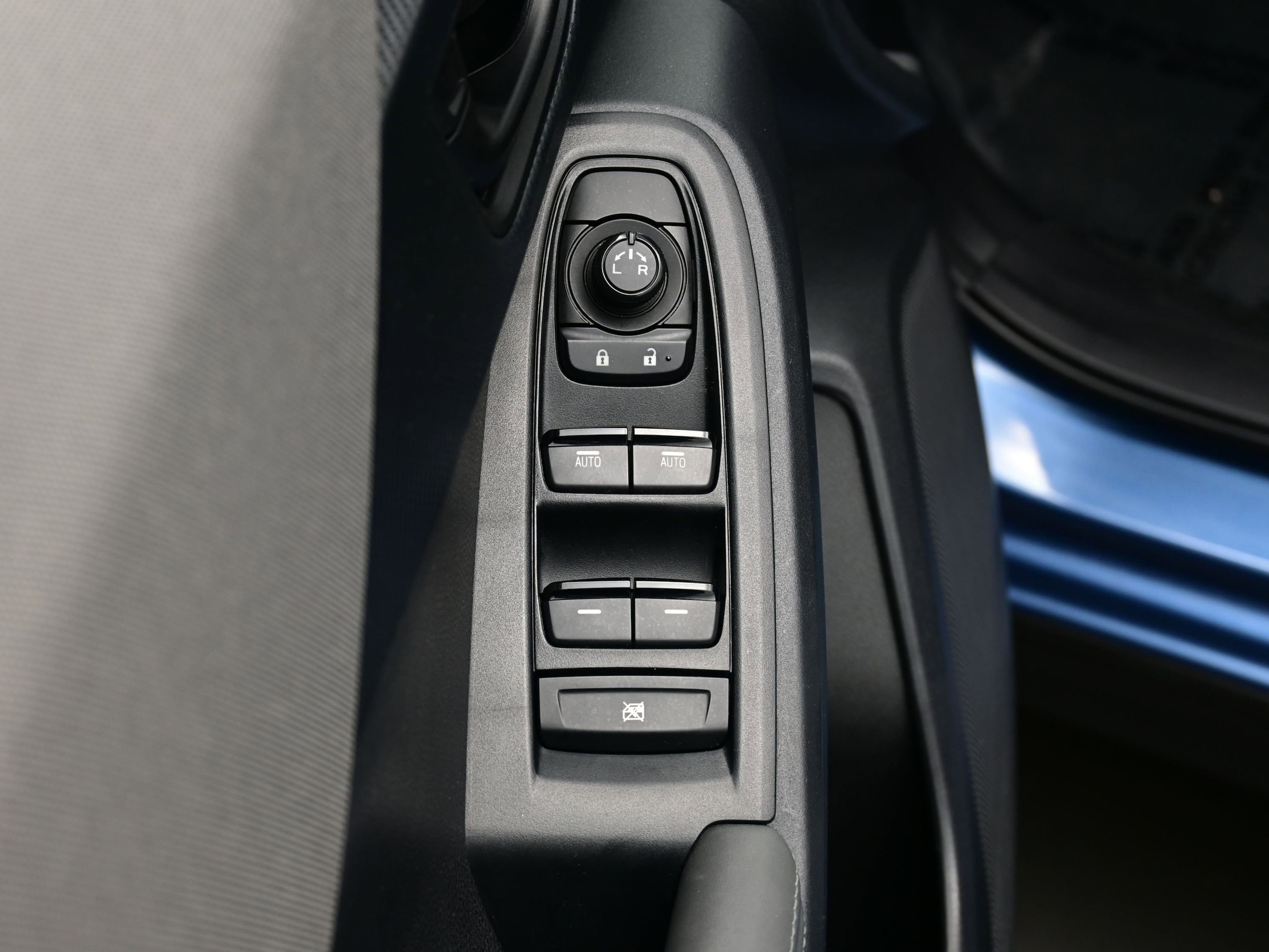 2024 Subaru Crosstrek Premium - Photo 11