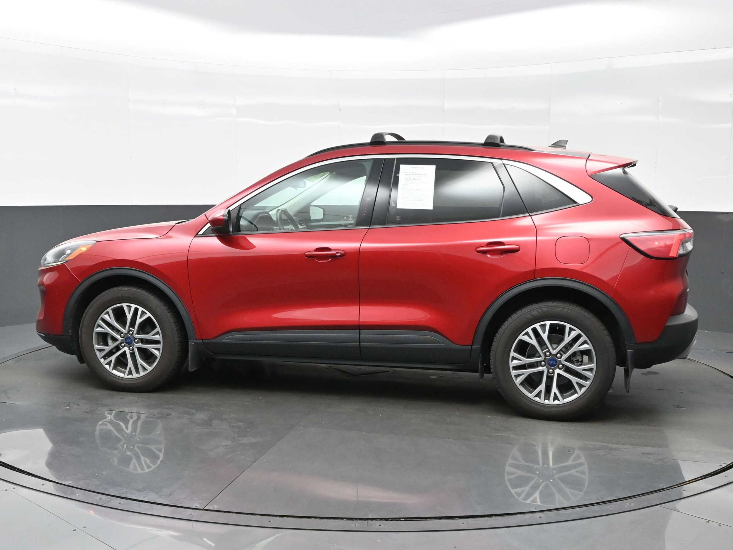 2022 Ford Escape SEL photo 3