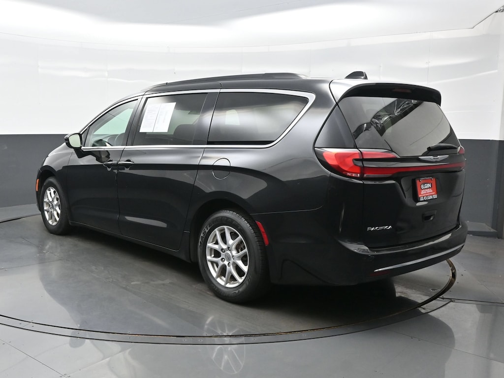 Used 2022 Chrysler Pacifica Touring L Van Passenger Van