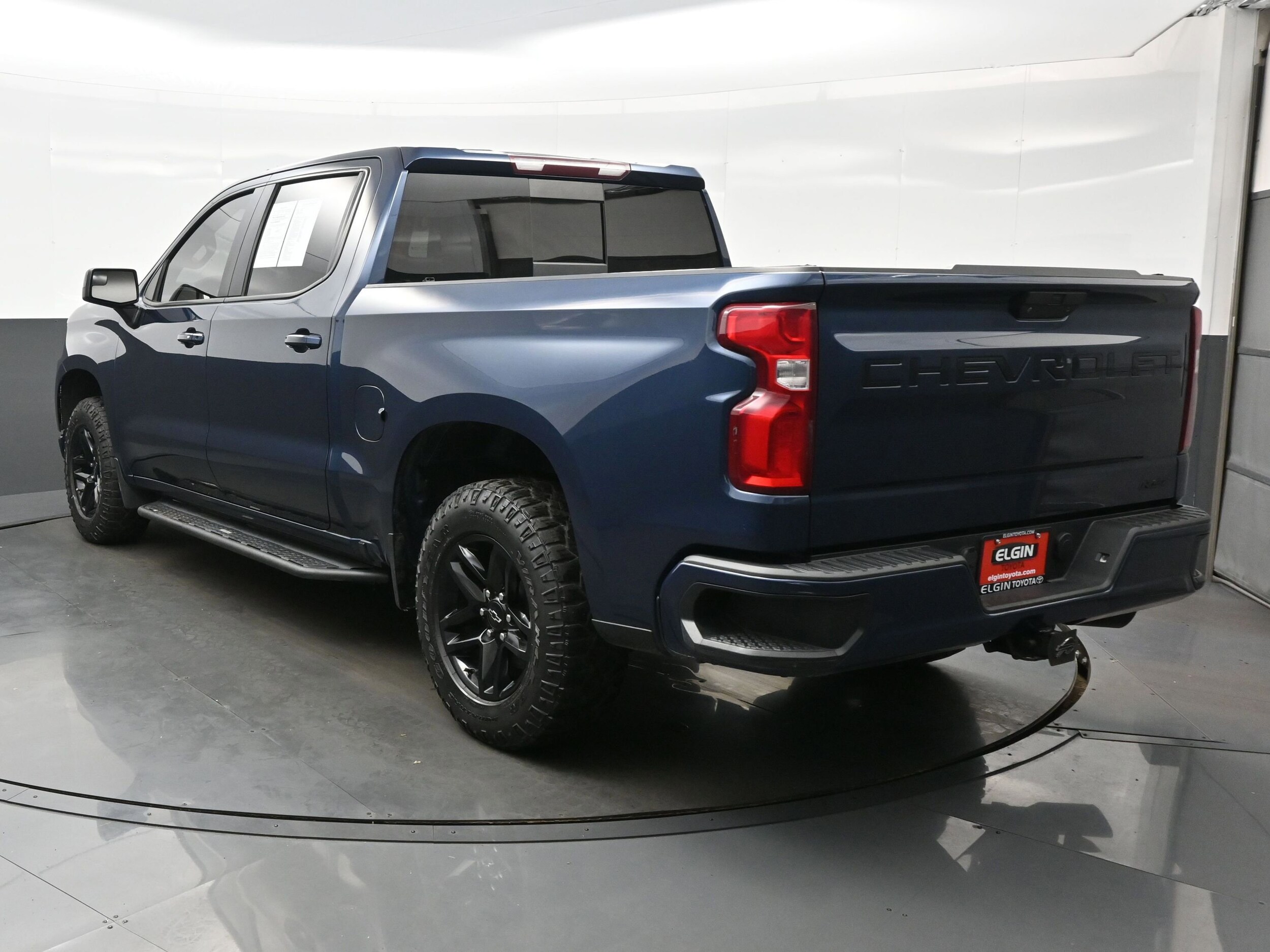 2020 Chevrolet Silverado 1500 RST photo 4