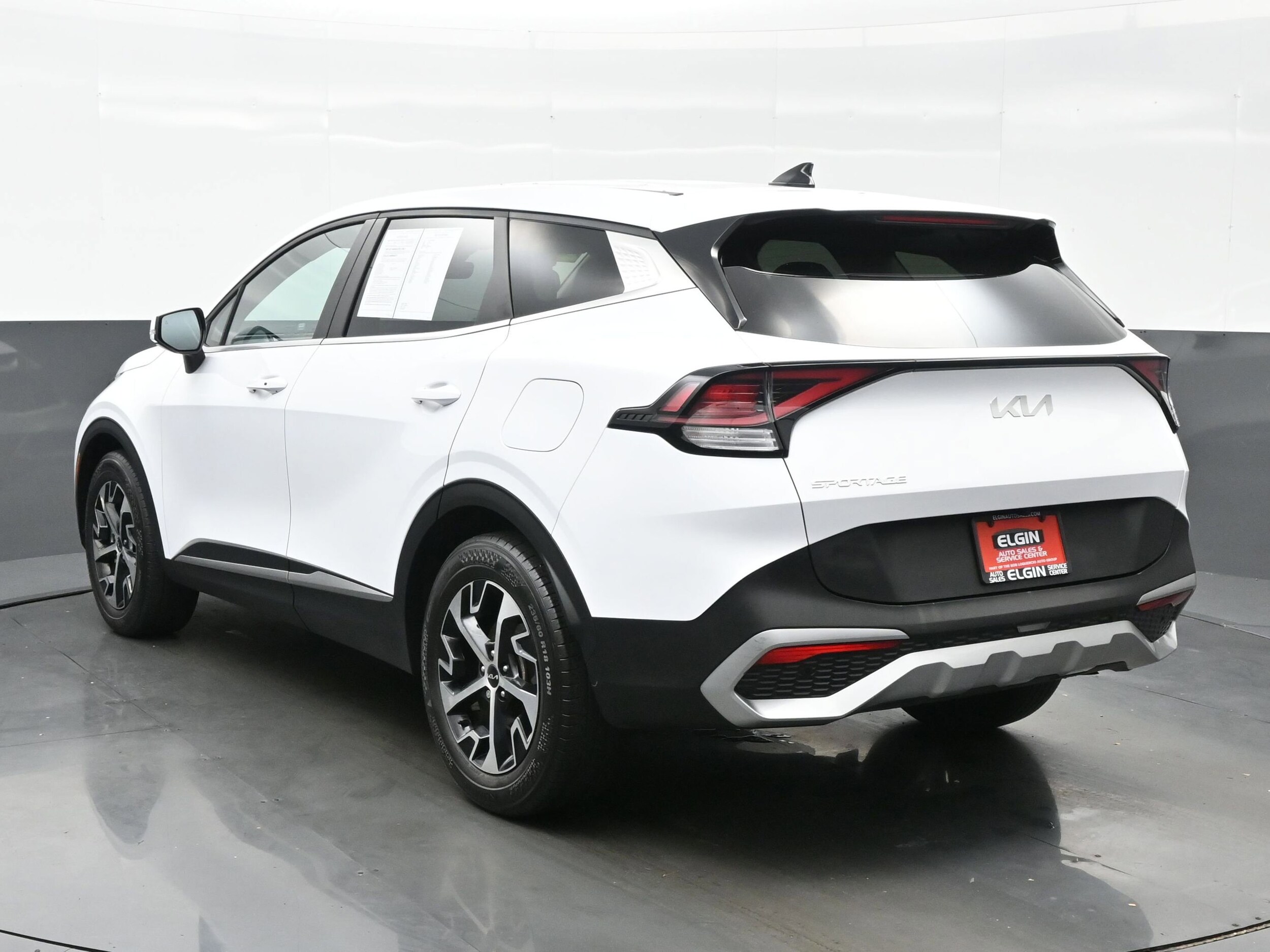 2023 Kia Sportage EX photo 4