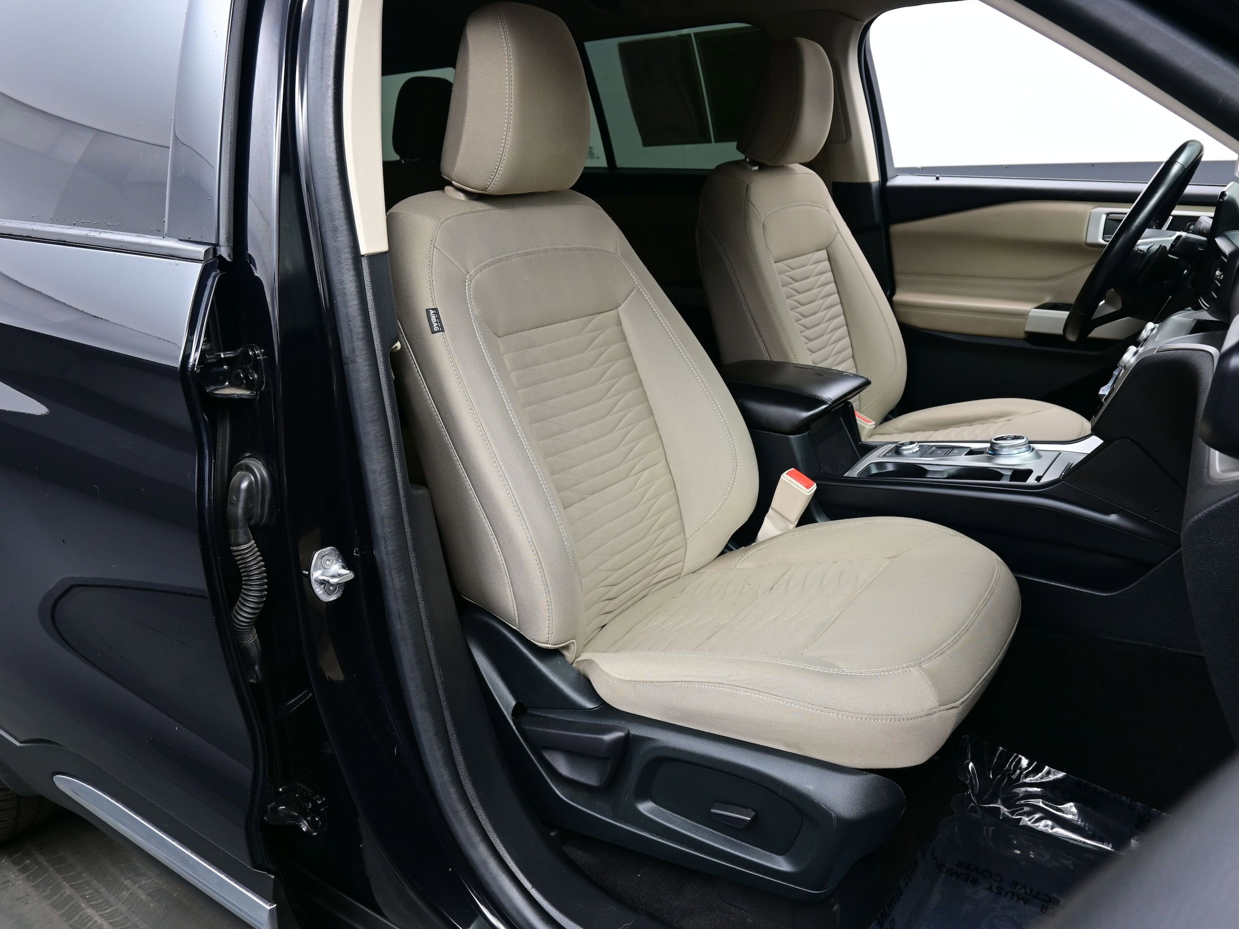 2021 Ford Explorer XLT - Photo 15